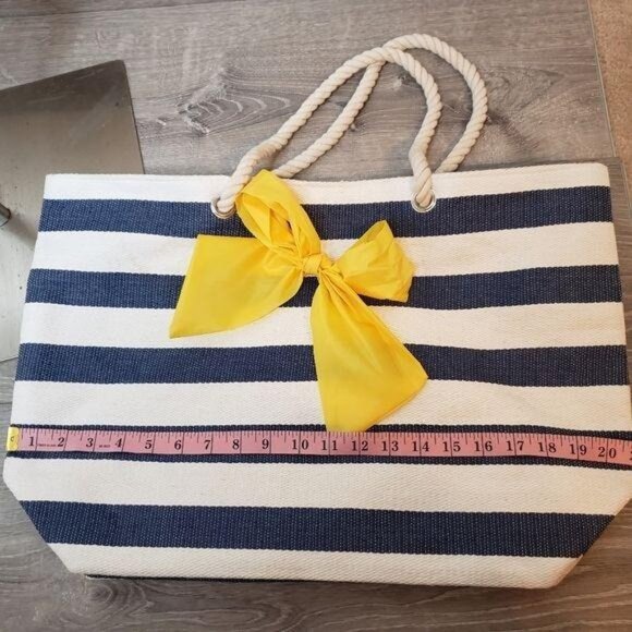Striped Canvas Beach Bag tote With Rope Handles & Yellow Bow Accent 21"×14". - Picture 7 of 8
